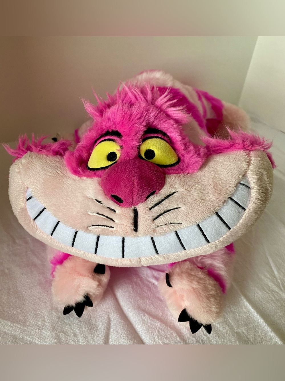 Cheshire Cat Disney Store Alice in Wonderland Pink Stuffed Animal Plush 18"